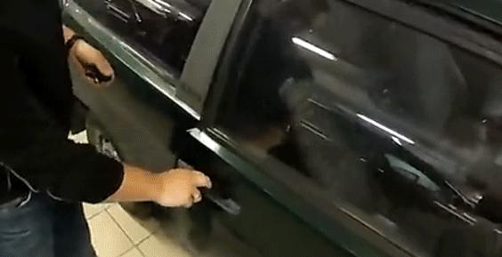 钥匙反锁在房间里,钥匙反锁门外面可以开么