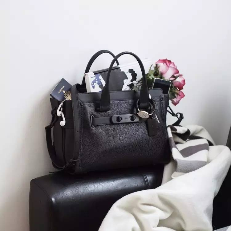 适合工薪族的小众包包,300左右的通勤包包