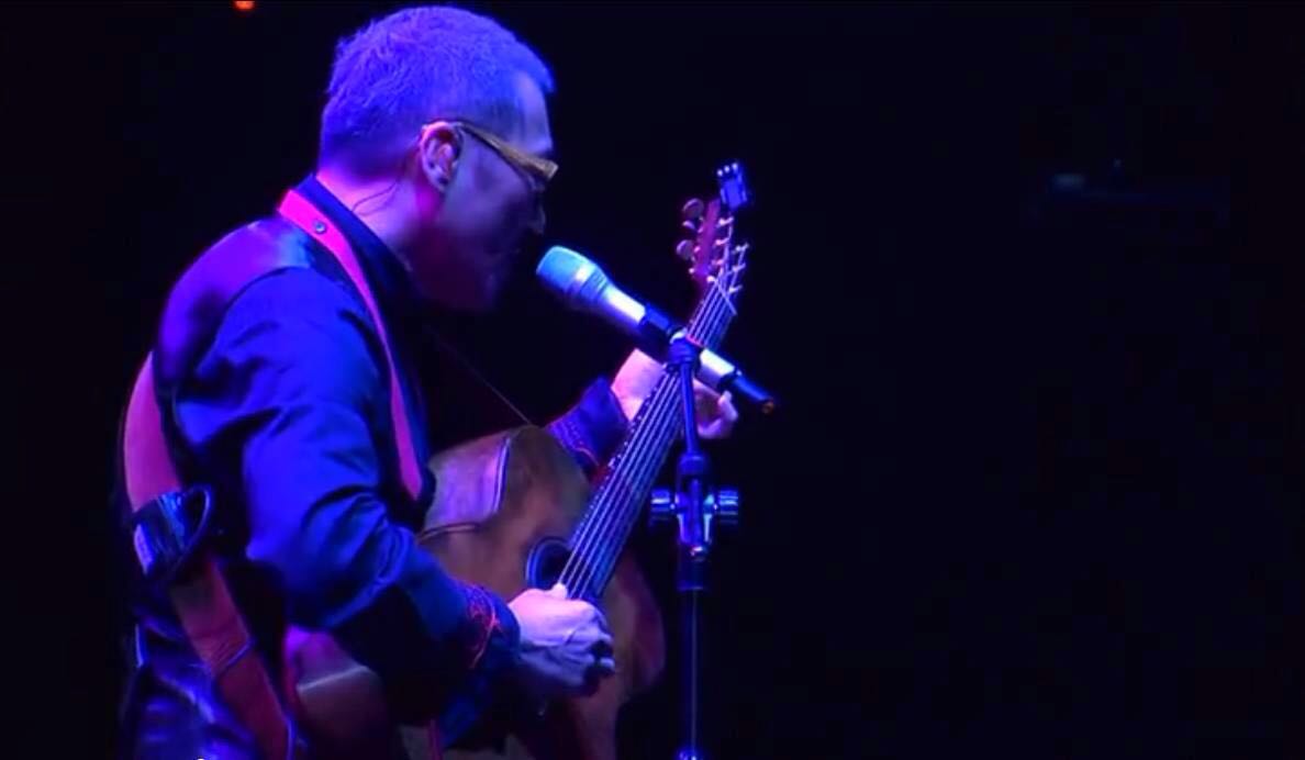 看着他，我恨不得快点从小李变成老李。