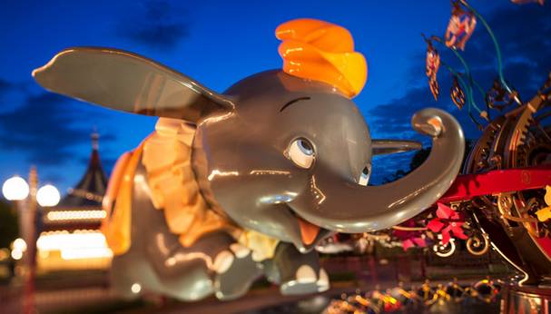 迪士尼不能带自拍杆个人怎么拍照,去上海迪士尼可以带自拍杆进去吗