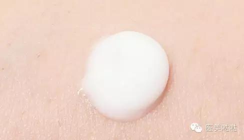 比较滋润的润手霜 (保湿最好的手霜排行榜)