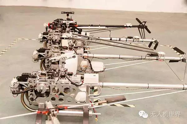 北京飞手张丰:第一次飞25B直升机时双手发抖,附赠新手指南