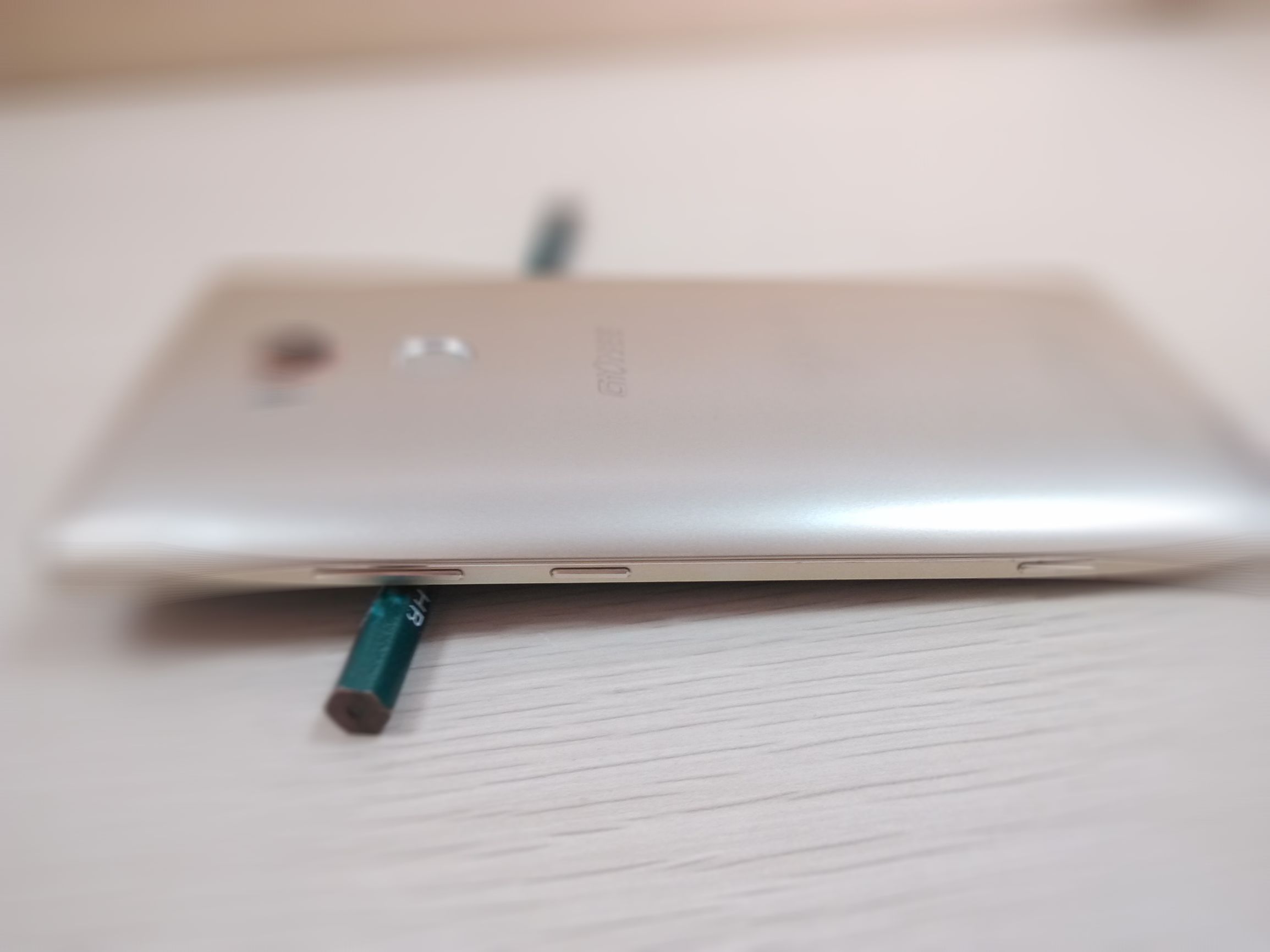 金立e8值得买吗,金立e8发布会