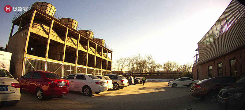 安全，畅玩兼得？极路客T1智能行车记录仪完美体验