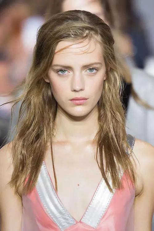 德国也有西施仙女，气质不输刘亦菲迪丽热巴！