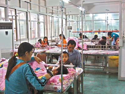 孩子得了胃病婆婆居然这样给他治疗,结果差点要了孩子的命