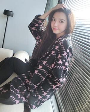 腊七腊八、冻掉下巴!寒意未减,喝碗腊八粥!千鸟格毛呢外套走起