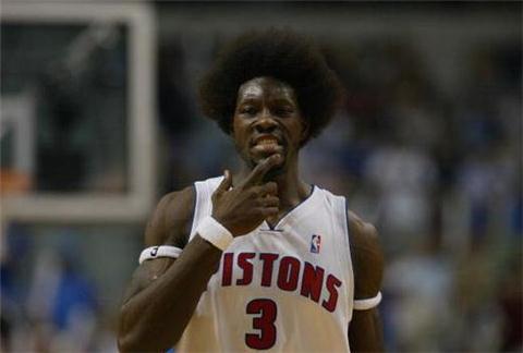 再见了！用盖帽篮板统治一切的你，96一代落选新秀却成了传奇