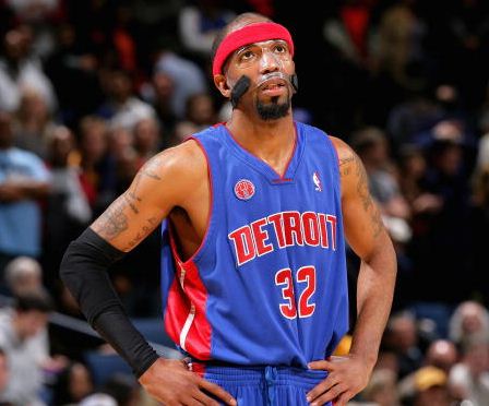 再见了！用盖帽篮板统治一切的你，96一代落选新秀却成了传奇