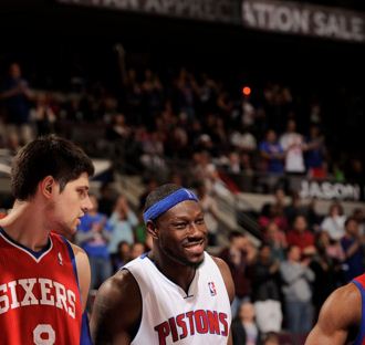 再见了！用盖帽篮板统治一切的你，96一代落选新秀却成了传奇