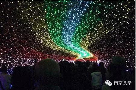 南京最好玩的地方，竟都隐藏在你上班的写字楼里！