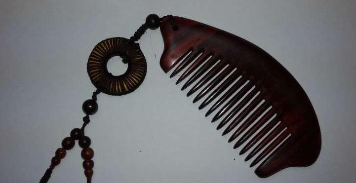 天然紫檀木梳子纯手工制作,小叶紫檀梳子做法