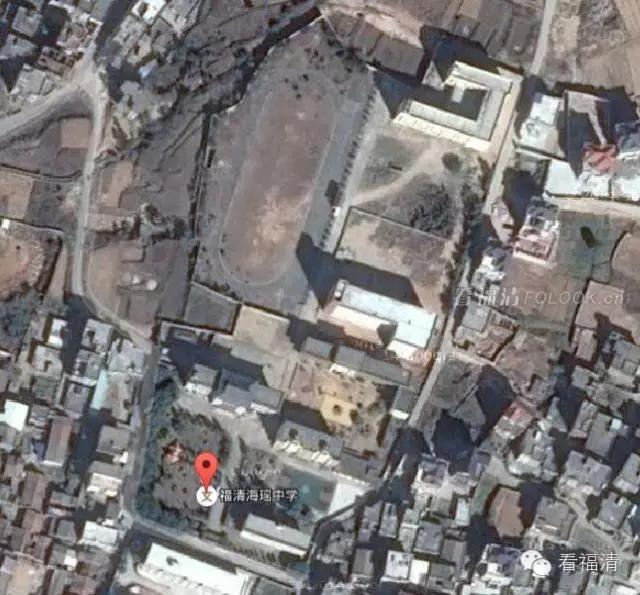 航拍福清市学校,可以看到学校内部的卫星地图