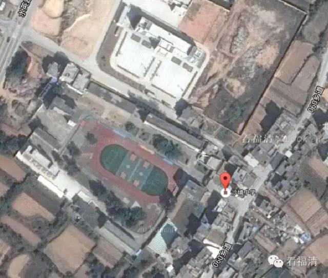 航拍福清市学校,可以看到学校内部的卫星地图