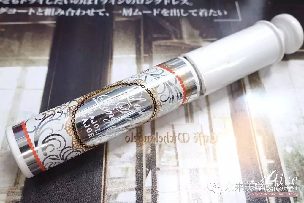 夏季彩妆推荐简单的妆容,轻松打造清凉感妆容的彩妆