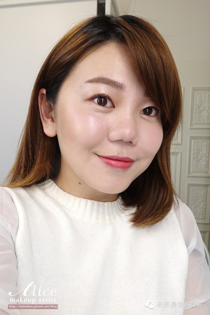 夏季彩妆推荐简单的妆容,轻松打造清凉感妆容的彩妆