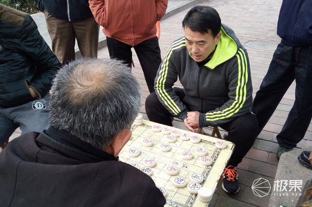 有没有跟iphone一样的手机,和iphone外观相似的安卓机