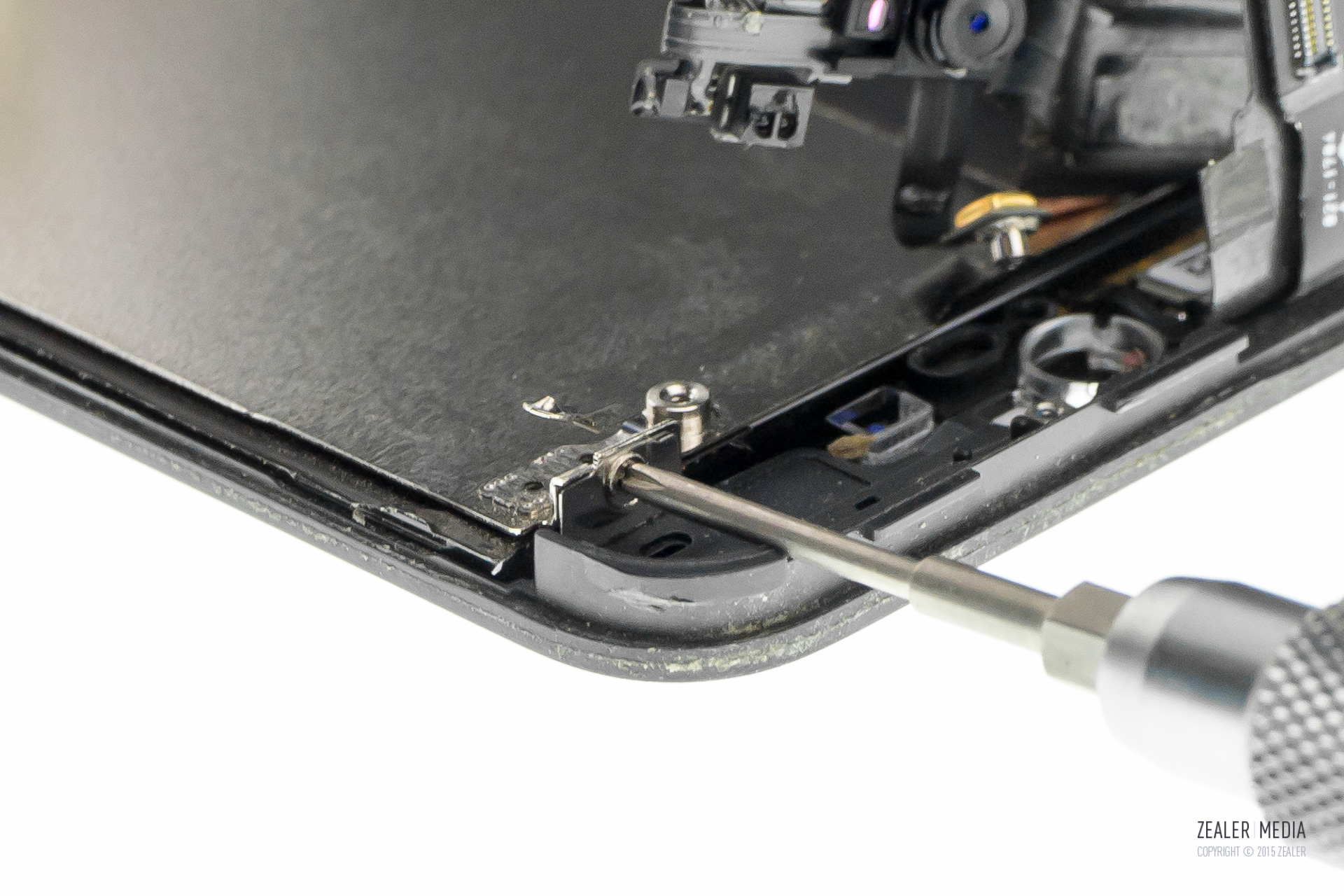 拆修iphone手机,苹果5c换后壳