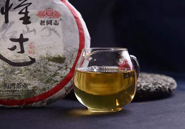 老同志9928普洱生茶2010年,2016老同志秋霜普洱生茶怎么样