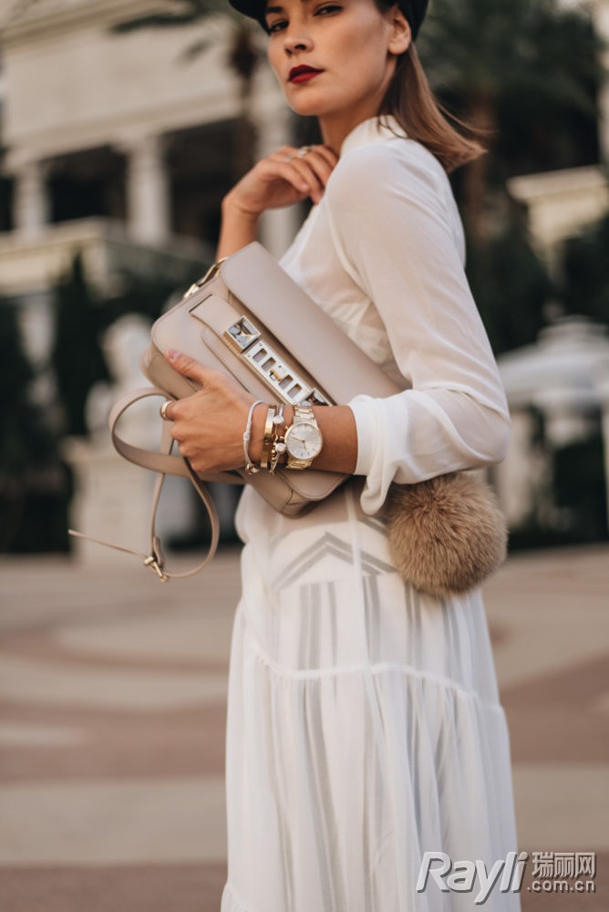 最会穿搭的人,最会穿搭最会打扮的人