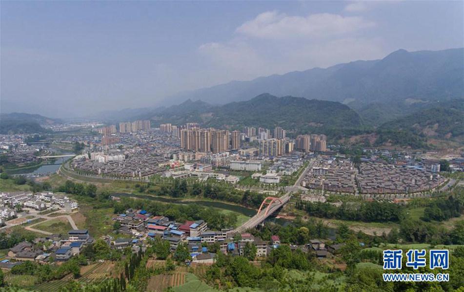 天空之眼瞰贵州梵净山,天空之眼瞰七彩盐湖