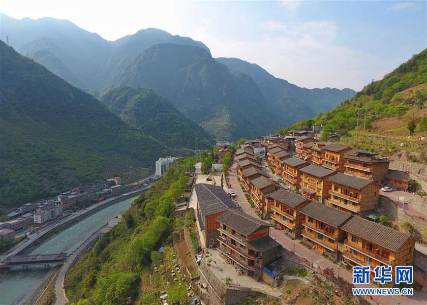 天空之眼瞰贵州梵净山,天空之眼瞰七彩盐湖