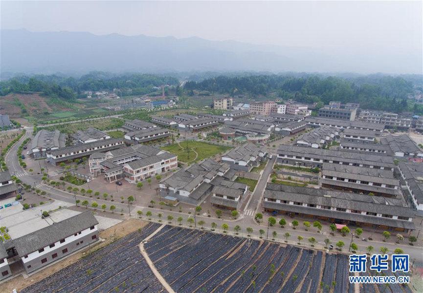 天空之眼瞰贵州梵净山,天空之眼瞰七彩盐湖