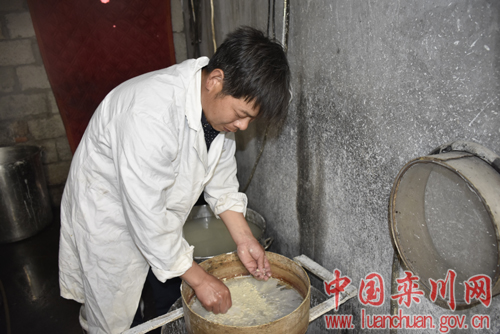 脱贫致富小生意怎么做的,脱贫户创业小生意