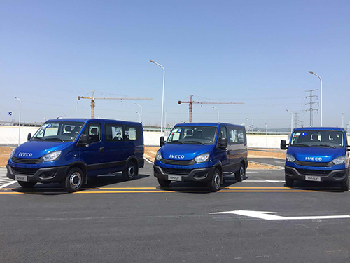 试驾全新依维柯欧胜,依维柯欧胜改装氮气减震有效果吗