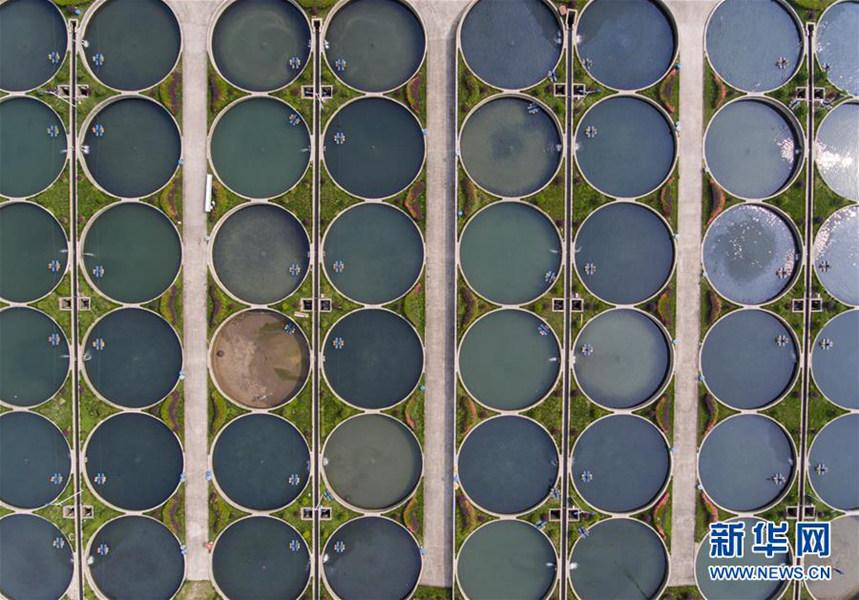 天空之眼瞰贵州梵净山,天空之眼瞰七彩盐湖