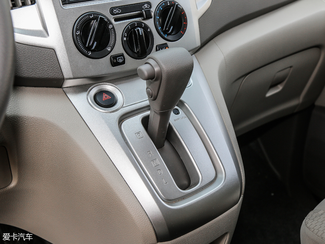 2018款日产nv200试驾,新款日产nv200试驾视频