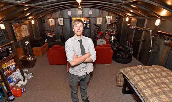 只看电影不够爽，DIY大神打造现实版X战警