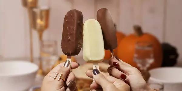 盘点那些充满童年回忆的冰棍,和路雪红糖冰粉口味冰棍