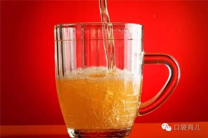 小心了！“维C泡腾片”居然含有这个...很多家长没注意！