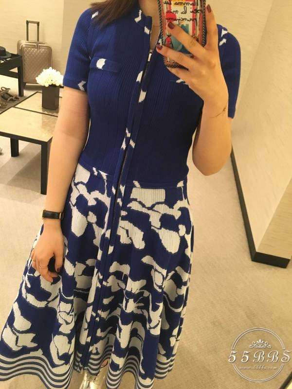 香港偶遇明星jeffrey,香港买香奈儿还是dior优惠多