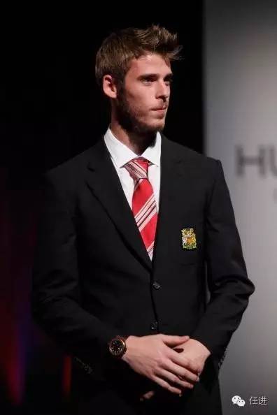 瓒崇悆鍓緫婊戣藩鍚堥泦,瓒崇悆鍘熷湴鑸旂悆