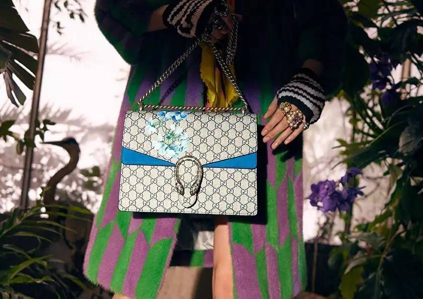 少女心爆棚吃马卡龙,少女心大爆棚