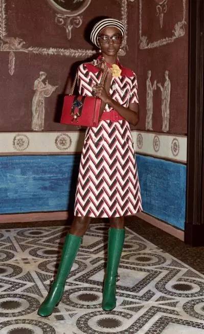 少女心爆棚吃马卡龙,少女心大爆棚