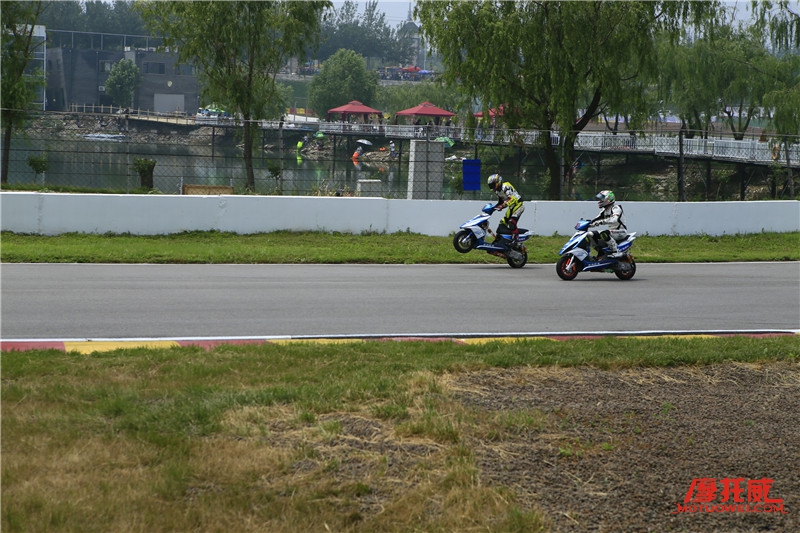 考NMB来赛车!CMBC全国摩托车场地锦标赛约战京城!