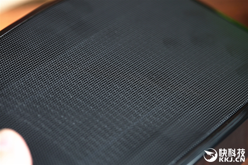 睿米车载空气净化器评测,豹米空气净化器显示多少达标