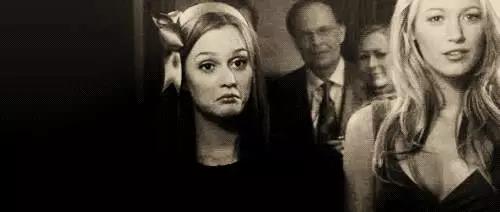 拿父母的钱谈着所谓的恋爱,谈恋爱没钱了可以问父母要吗