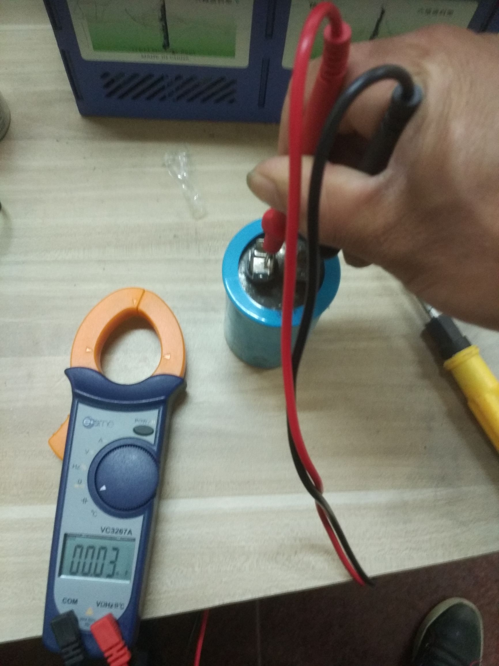 空调换电容的正确方法,给柜机空调加氟的操作流程