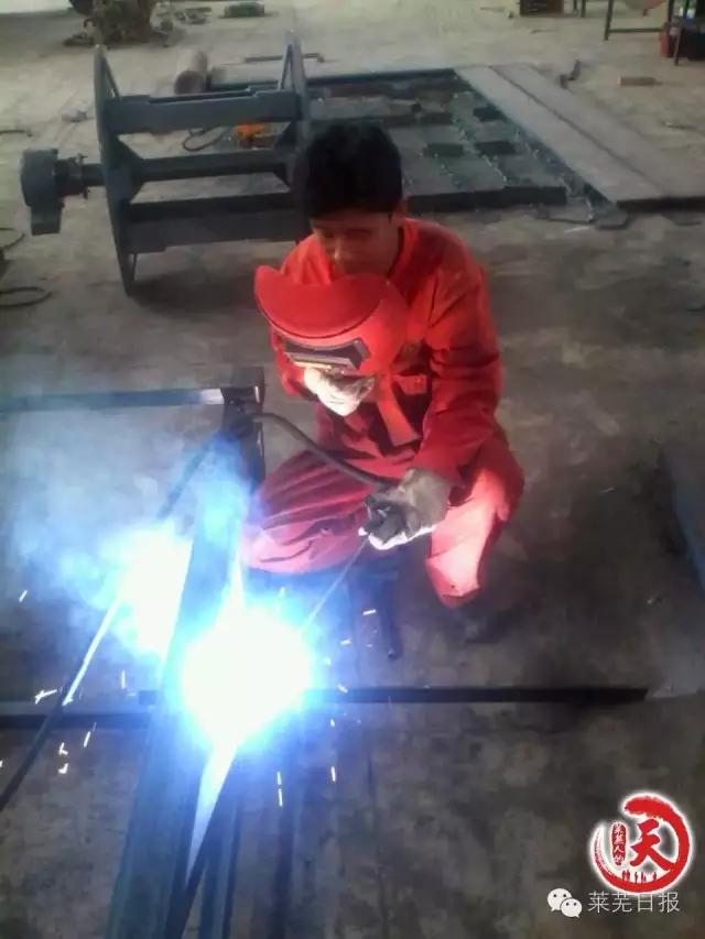 莱芜人的一天：农民陈功宝的“葫芦世界”！