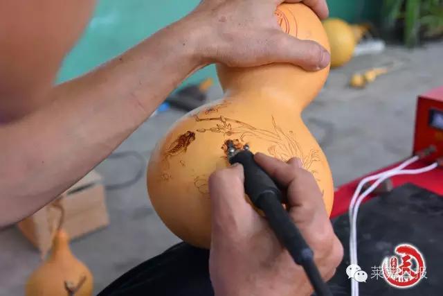 莱芜人的一天：农民陈功宝的“葫芦世界”！