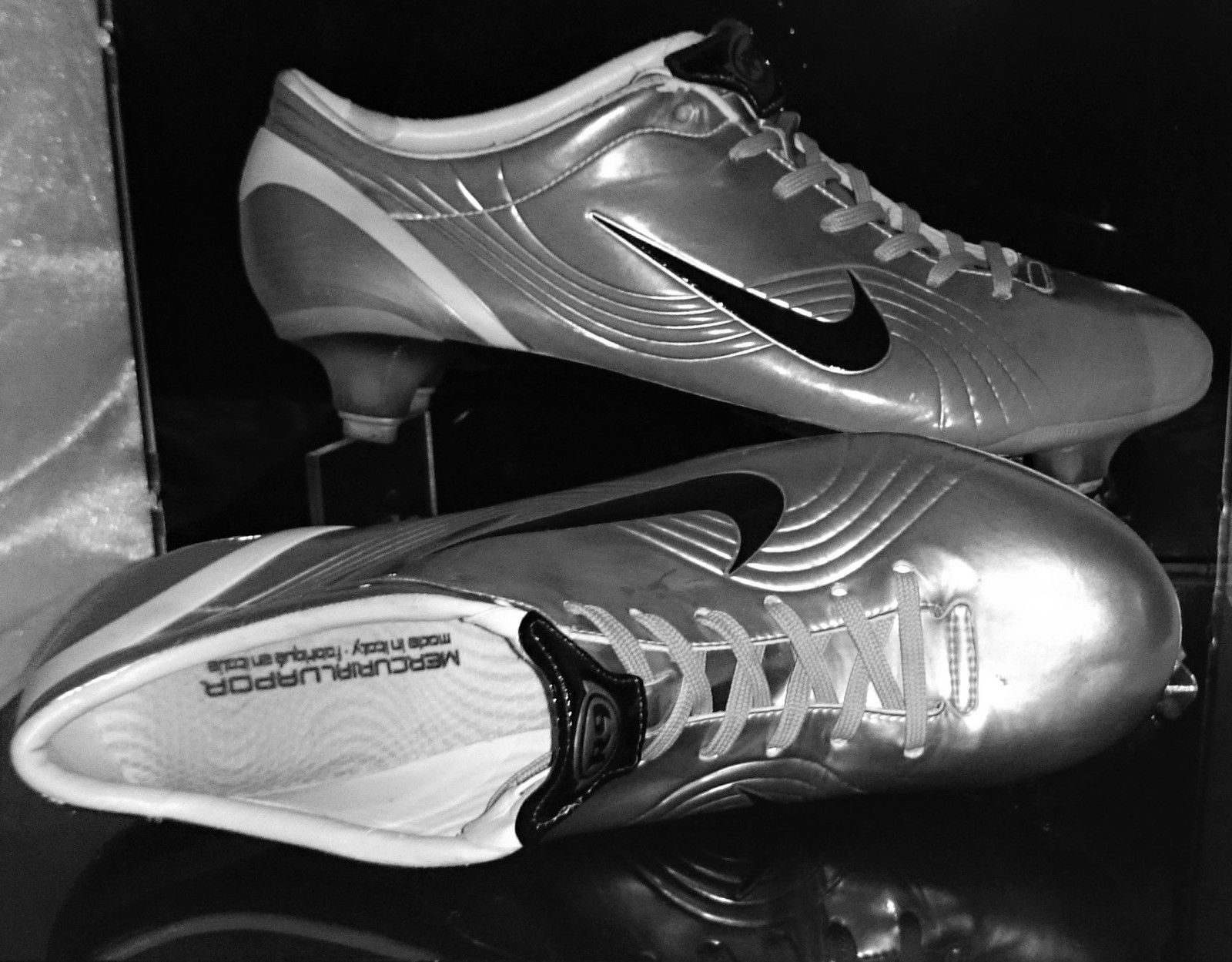 耐克足球鞋刺客纪念款解析,耐克足球鞋刺客进化史