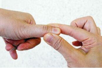 肺经堵塞肩膀会痛,刮肺经完了大拇指不舒服