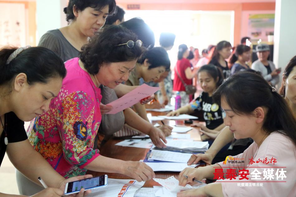 老年大学招生爆满,老年大学春季班报名时间