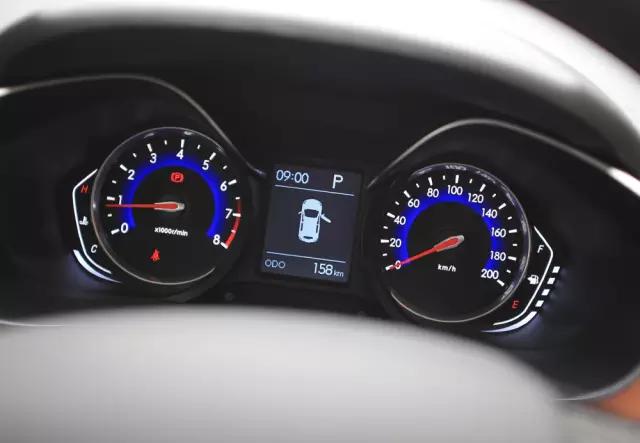 锦程说车,16年北汽绅宝x35试驾视频