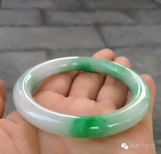 商场卖3980的翡翠,高冰翡翠卖78块