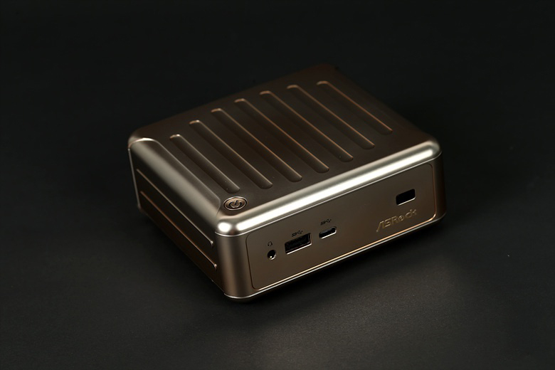 欧洲杯就要看得爽，把C罗射到墙上要如何diy